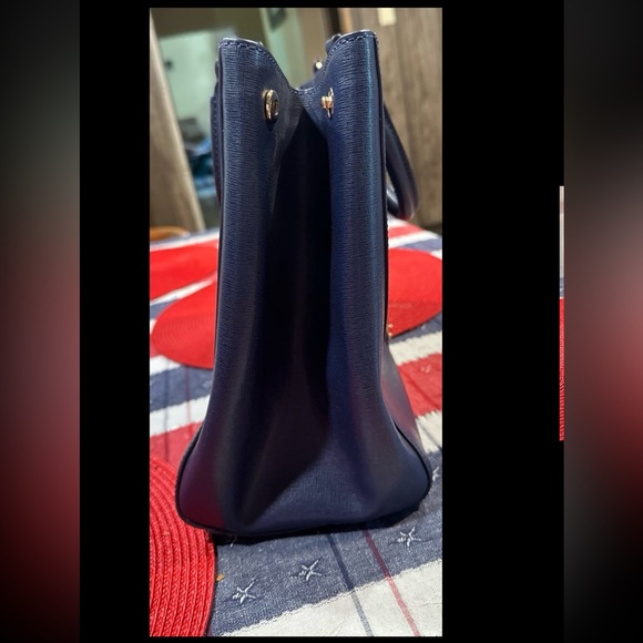 Dooney & Bourke Leather Saffiano Large Zip Satchel - Picture 5 of 8